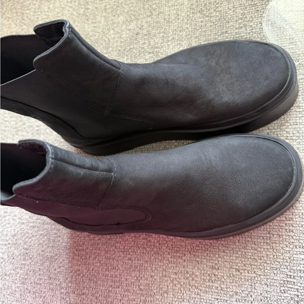 Vagabond Shoemakers Stacy Chelsea Boots size 40 women